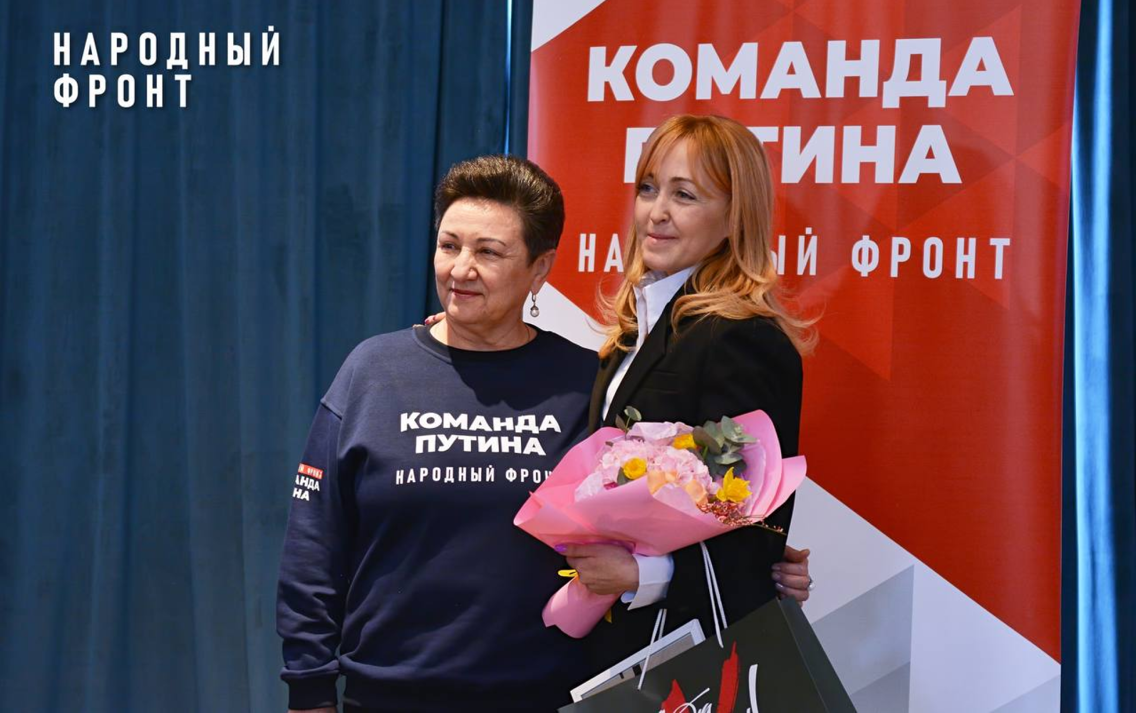 Народный фронт вручил премию "Команда Путина" отличившимся жителям Татарстана