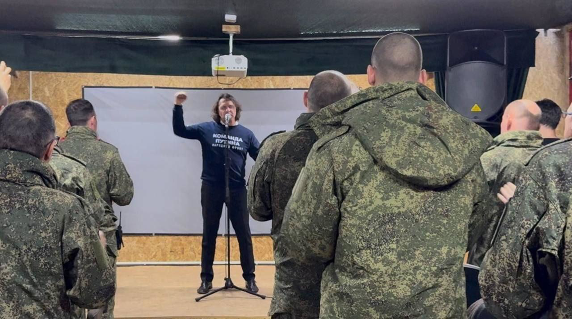 "Большая честь быть рядом с героями": Игорь Корнилов поддержал бойцов группировки "Запад"