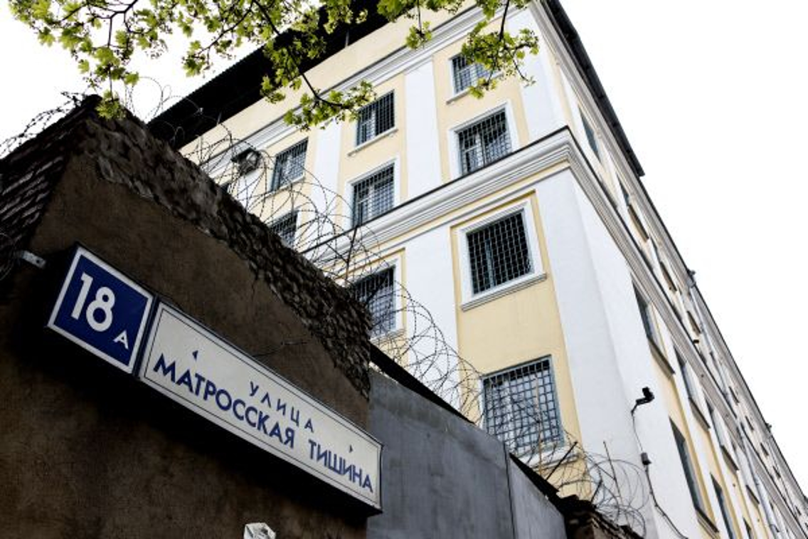 240DAB86D71DF02C9F34DEDABF38ADAC