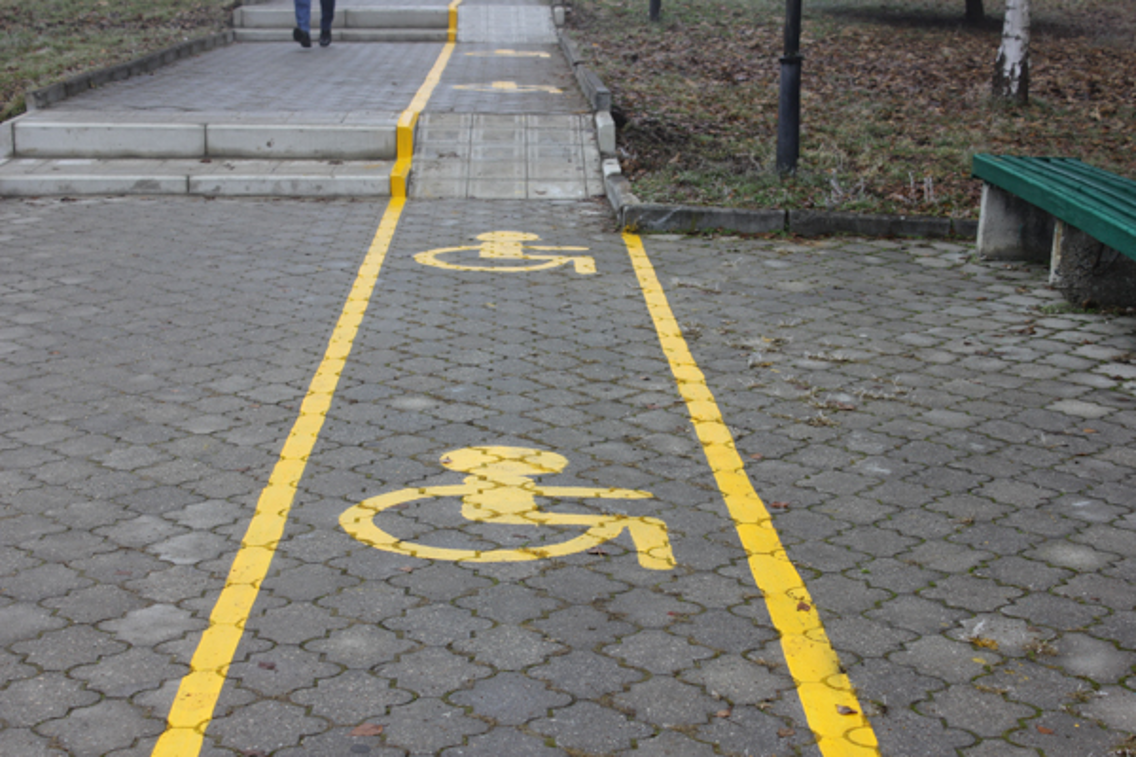 35C8B357AEC473E3E013B9348555FAA4