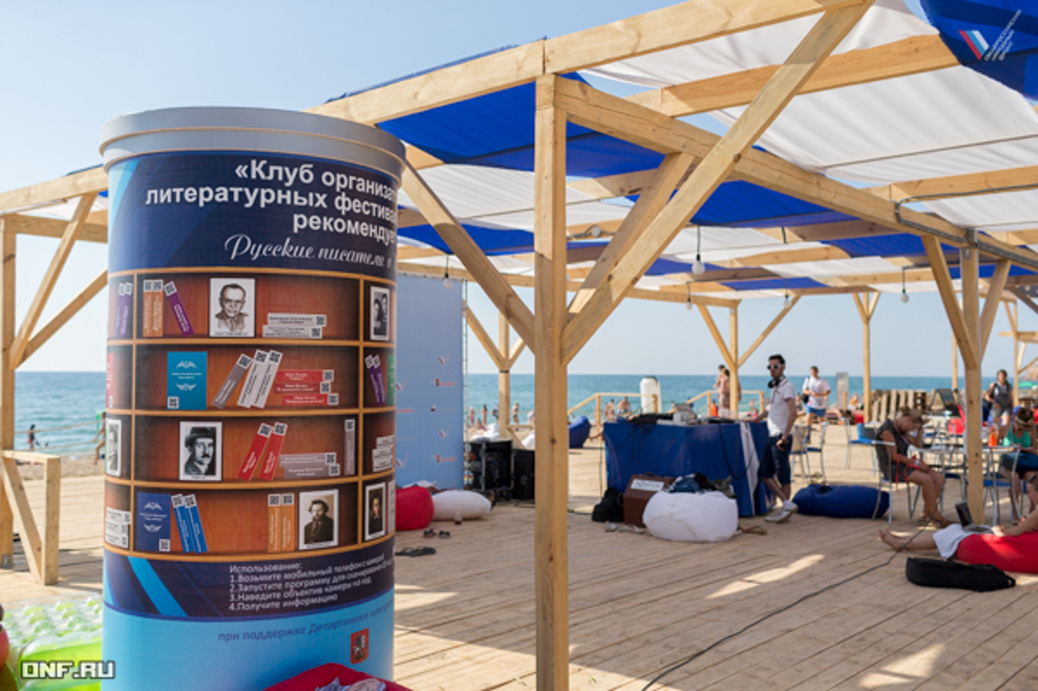 4A57629C753AD45AE065B1E159D3427E