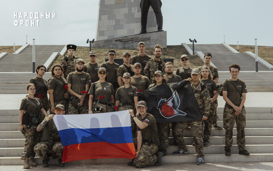 Четыре региона, одна миссия: Сводная команда волонтёров две недели помогала жителям ДНР