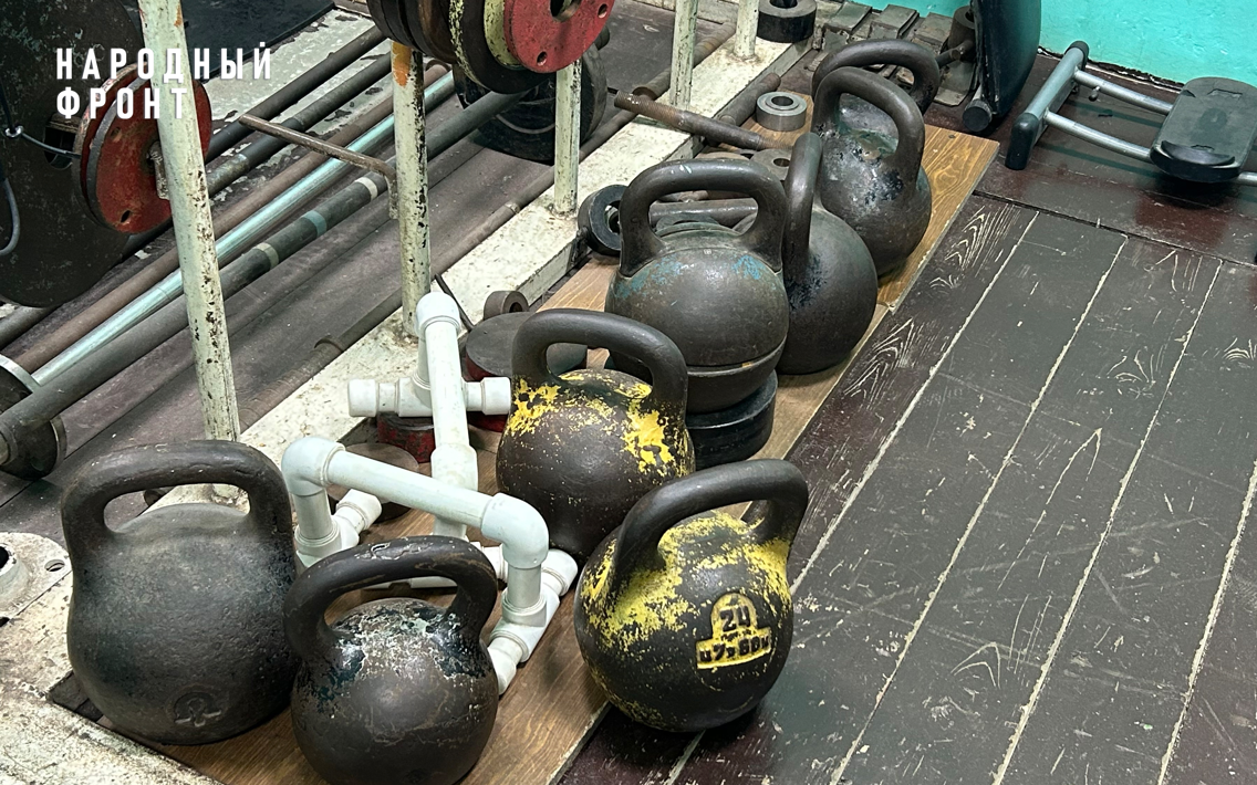 Активисты Молодёжного крыла Народного фронта добиваются строительства нового спортзала в поселке Константиновском 