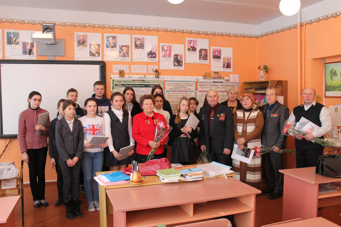 День персонажей в школе. Школа героев. Школа героев. Фото школы герои в свире номер 31. Школа героев 18.