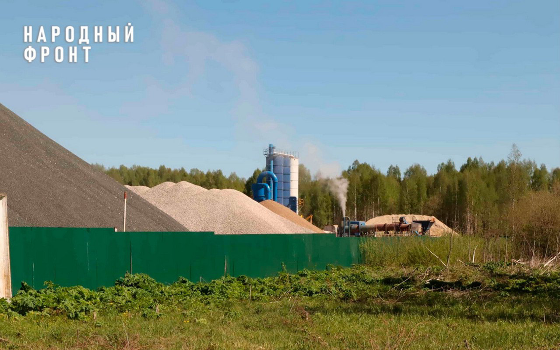 "Жизнь превратилась в кошмар": сотни жителей Слободского района Кировской области забыли о тишине и свежем воздухе