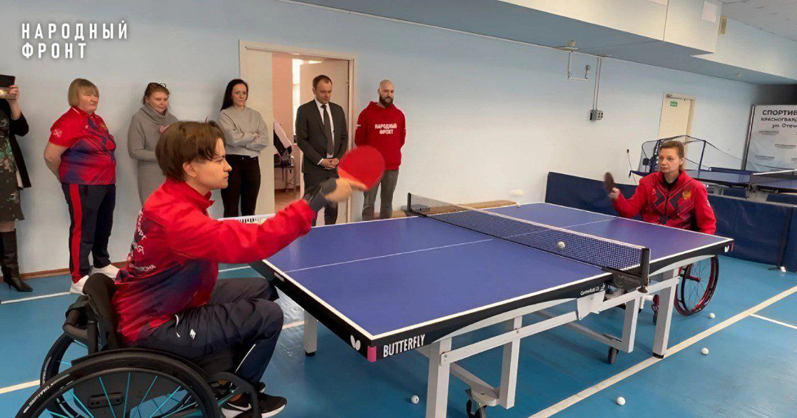 Народный фронт в Петербурге помог жителям с санаторным лечением и игровыми колясками