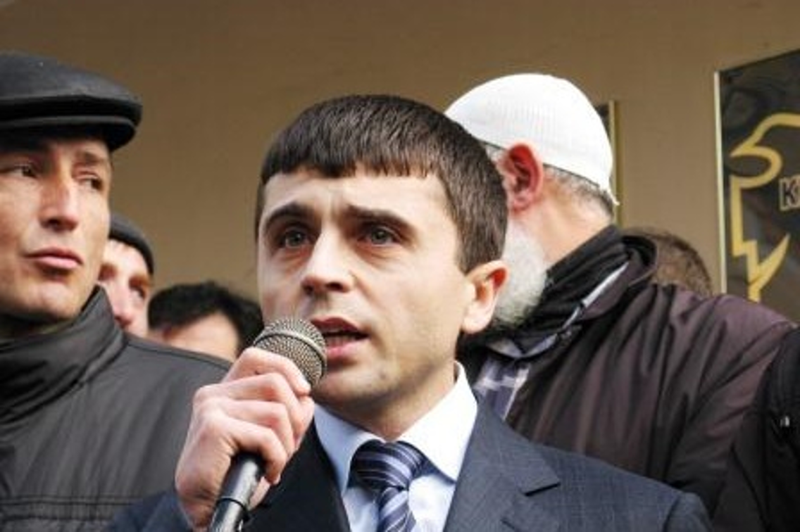 79B75B4EB29400439028FBB9AF36CD5E