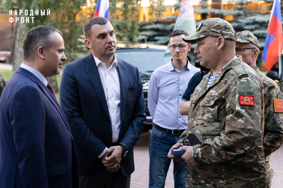 Автопарк для передовой — 19 “НИВ” Народного фронта
