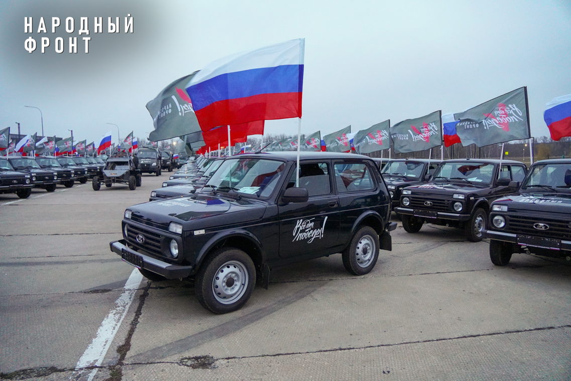 Денис Мантуров и Народный фронт передали военнослужащим СВО очередную партию автомобилей