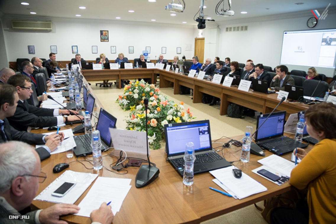 97B4C8F90DEB95E86C080CD8863473EE