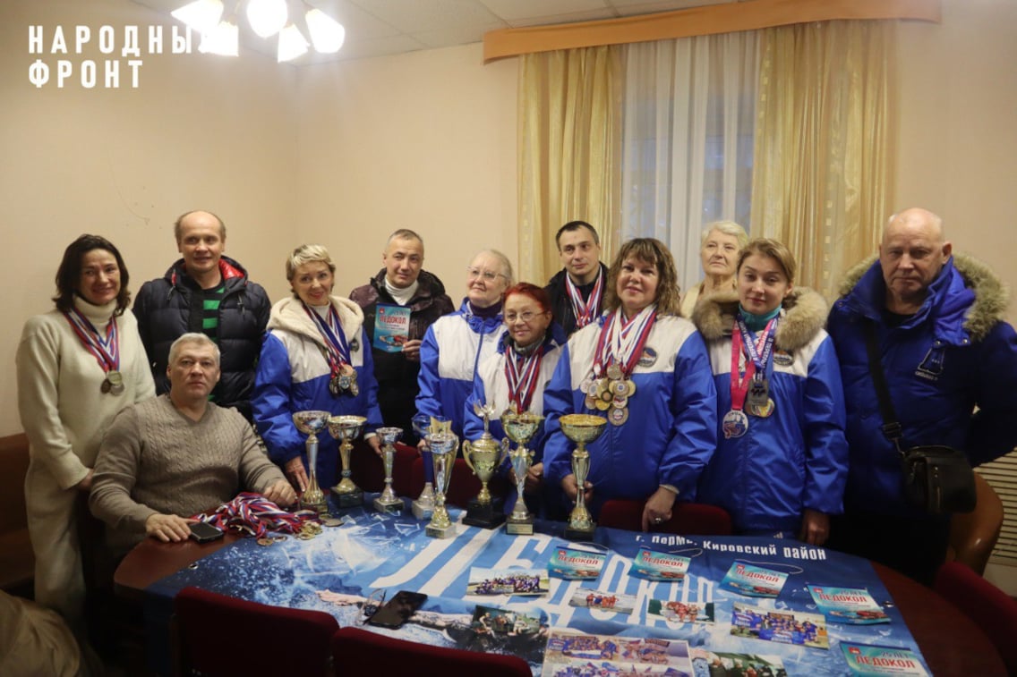 "И стали мы моржами-бомжами!": пермский клуб закаливания "Ледокол" лишился единственного места базирования