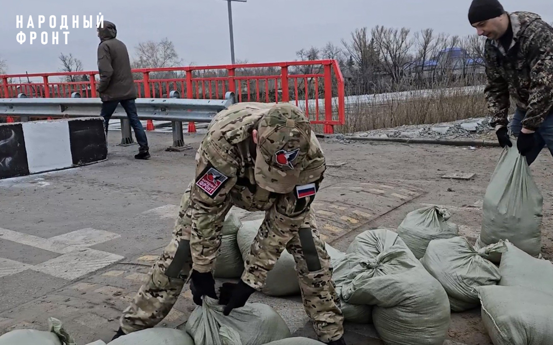 "Молодёжка" Народного фронта в Кургане помогает эвакуированным жителям, а также медицинским учреждениям и приютам для животных