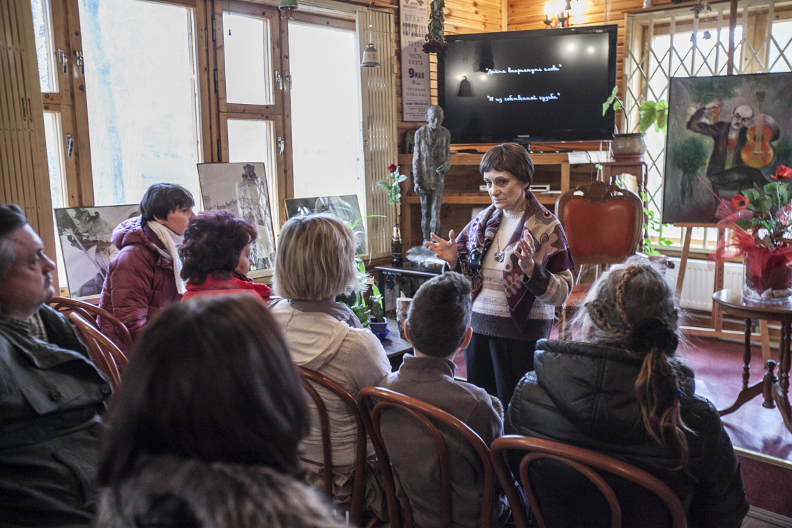 D086F1B941F32748D63DF830EF4E95E3