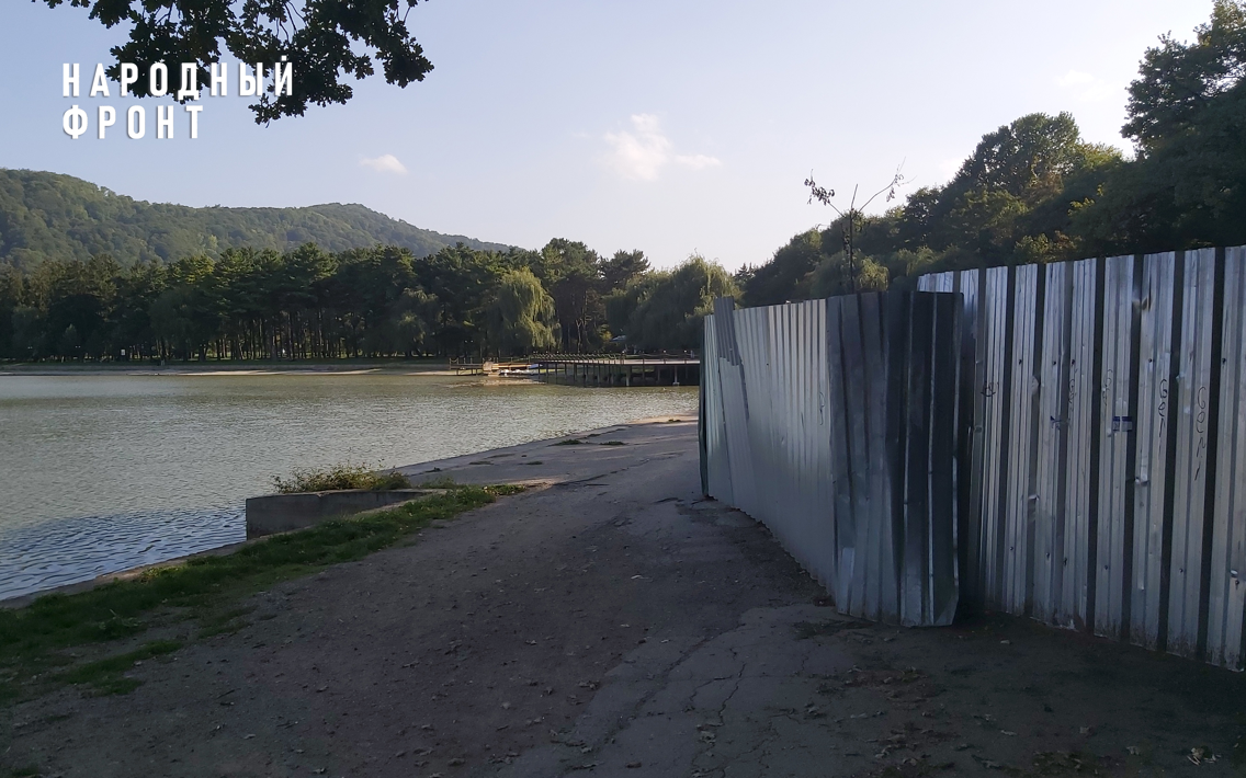 В Нальчике благоустраивают часть городского парка благодаря вмешательству Народного фронта