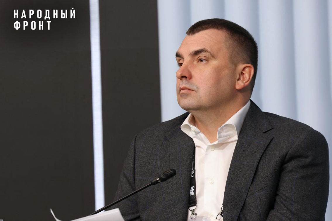 Михаил Кузнецов рассказал о результатах опроса по теме закупок через электронные площадки в рамках Дня платформенной экономики в наццентре “Россия”