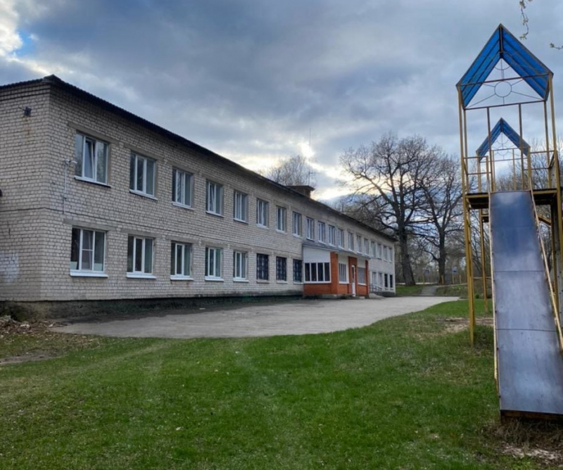 Свинарник пруд рязань. Серебряные пруды рязань. Базу серебряные пруды. База отдыха у водоема. Базу серебряные пруды.